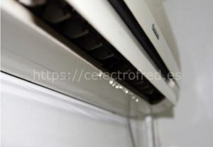 mi aire acondicionado pierde agua